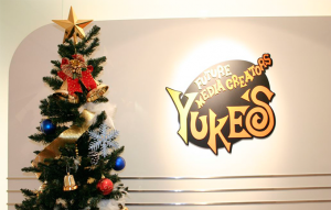 毎年飾るHappy　Xmasツリー